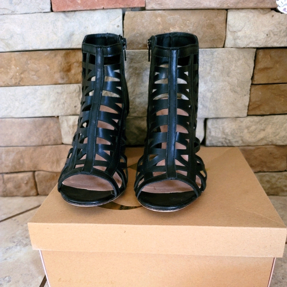 Size 8 womens